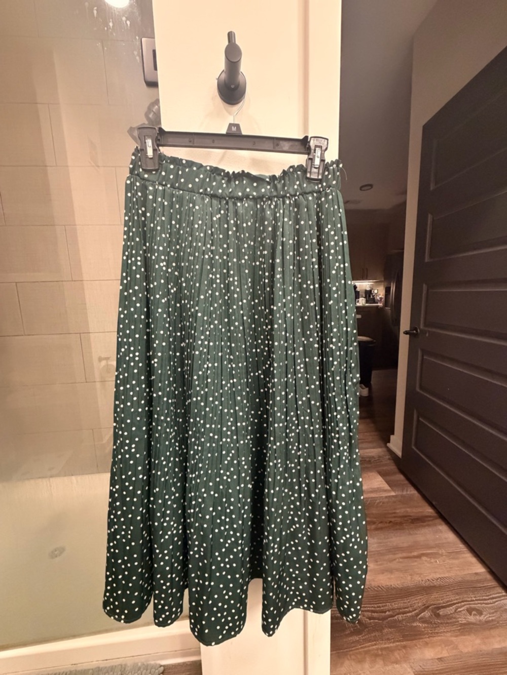 Green Polka Dot Pleated Midi Skirt | Flowy Elastic Waist